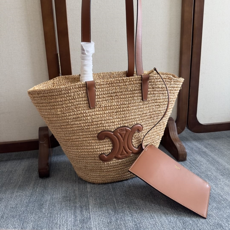 Ce1i*e bucket bags